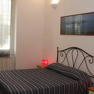 Perdiana House 公寓